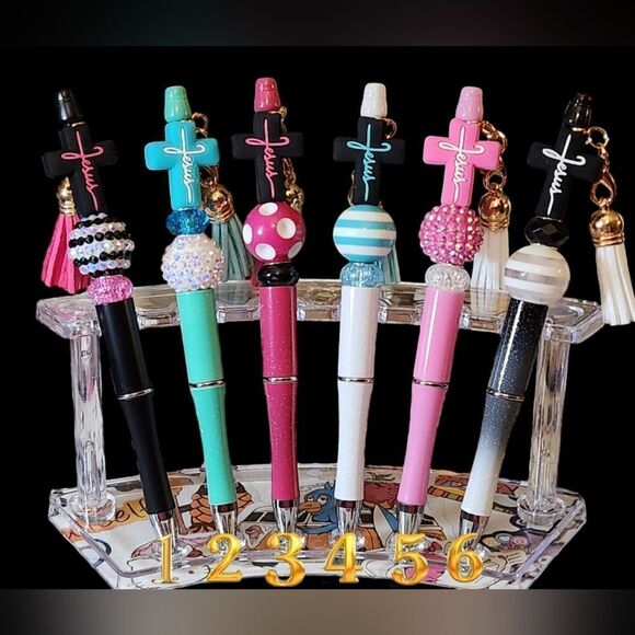 New! Custom Made Beautiful Jesus Beaded Pen w/Free In… - Picture 1 of 2